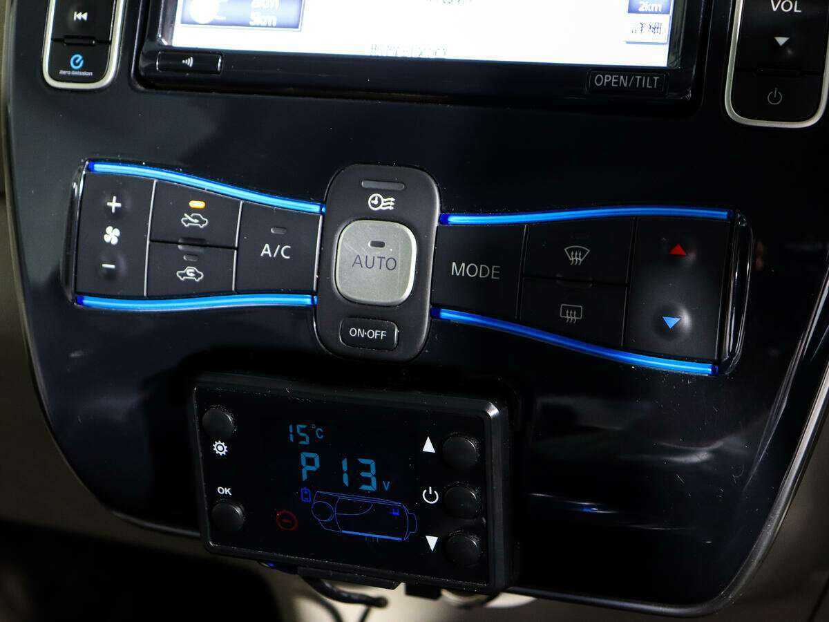 Купить Nissan Leaf, 2011, 136 431 км, фото №16