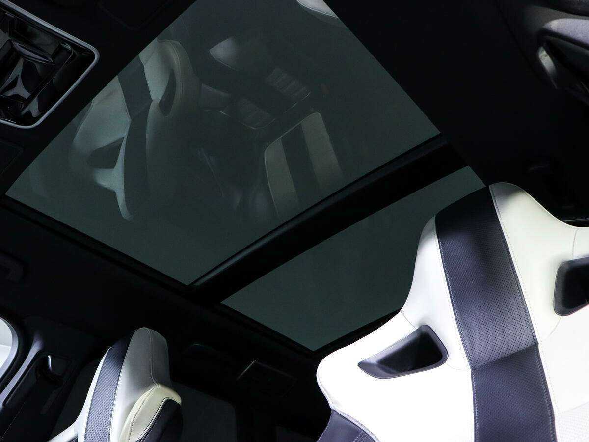 Купить Land Rover Range Rover Sport SVR, 2015, 86 081 км, фото №13