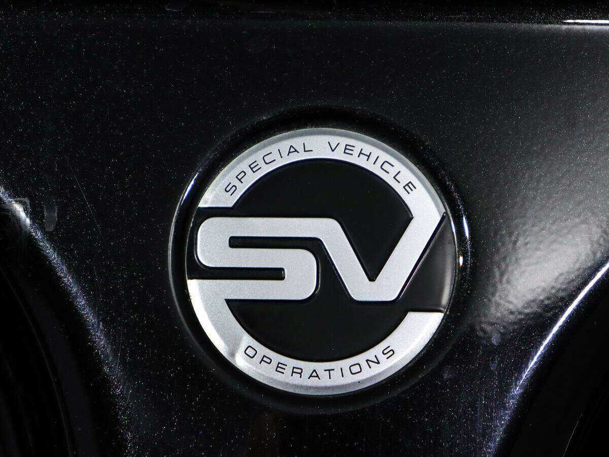Купить Land Rover Range Rover Sport SVR, 2015, 86 081 км, фото №16