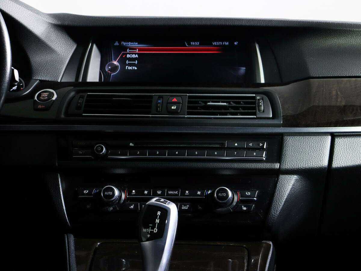 Купить BMW 5 серии 530d xDrive, 2015, 159 870 км, фото №10