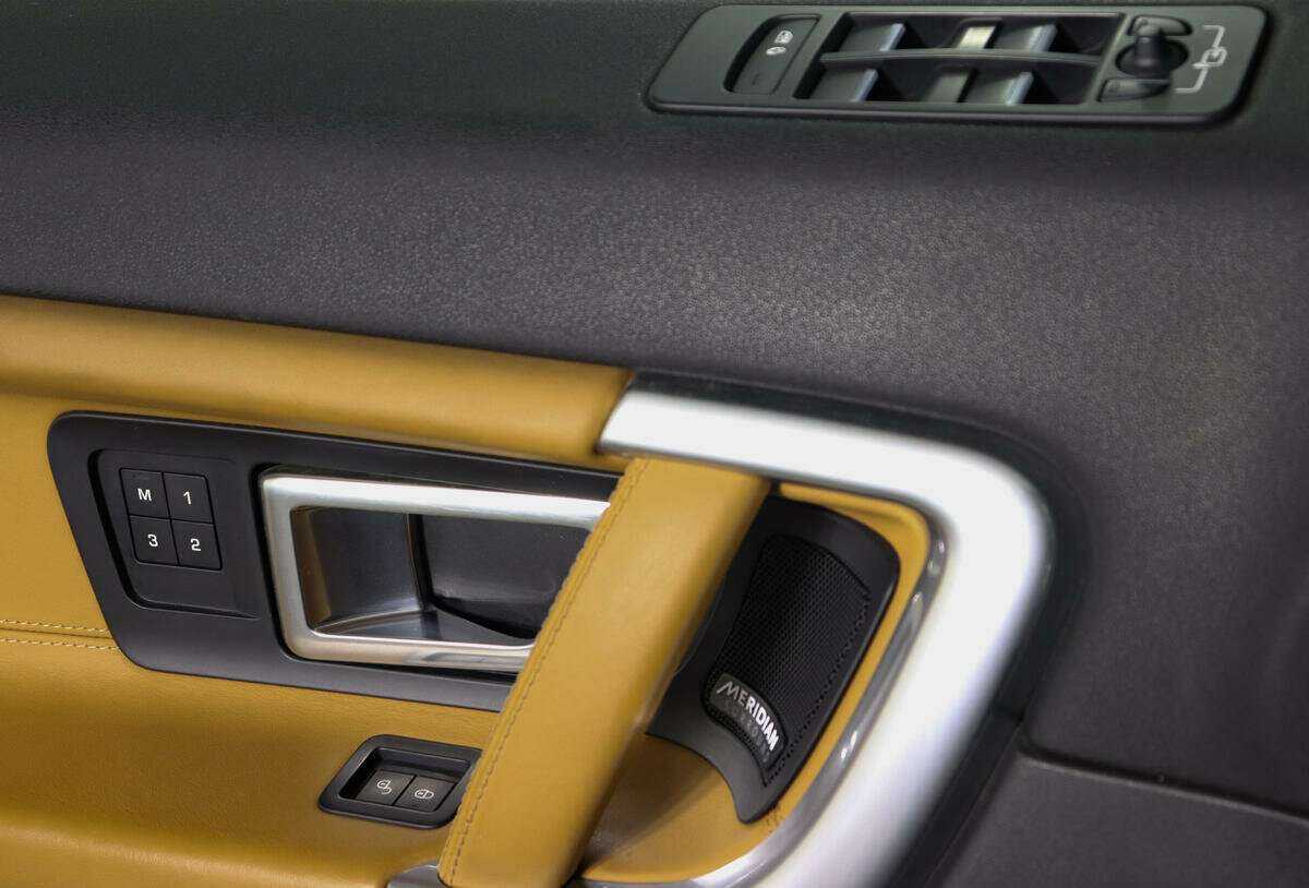 Купить Land Rover Discovery Sport, 2017, 167 000 км, фото №14