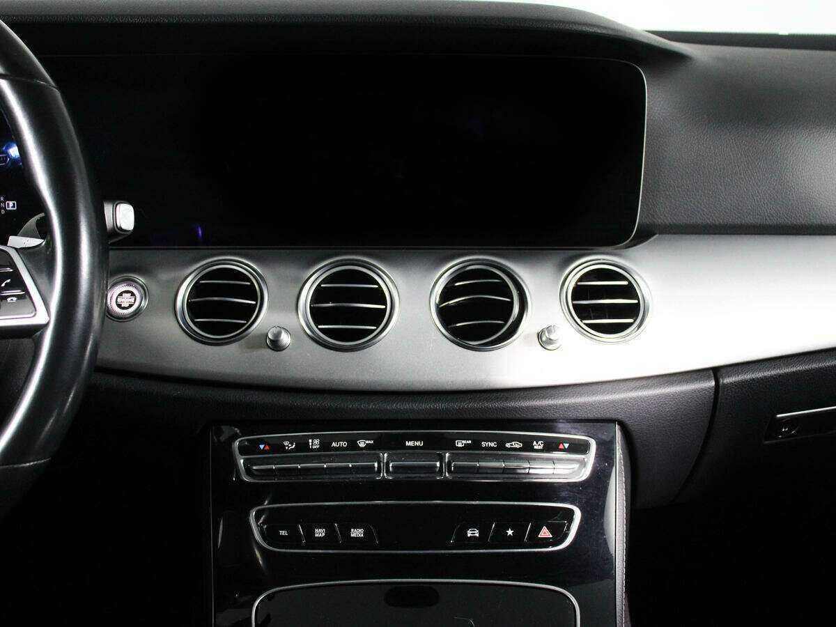 Купить Mercedes-Benz E-Класс 200 d, 2020, 256 028 км, фото №11