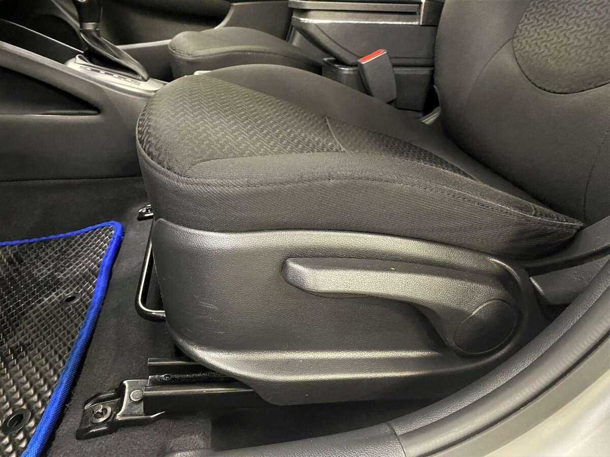 Купить Kia Rio, 2017, 119 000 км, фото №9