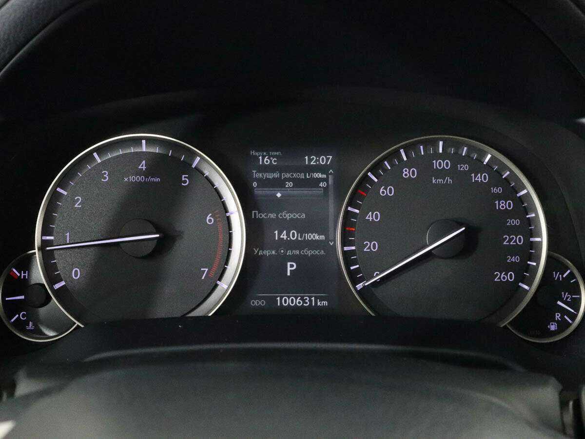 Купить Lexus RX 200t, 2017, 100 500 км, фото №8