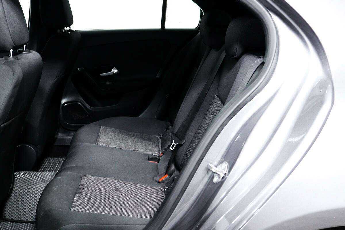 Купить Mercedes-Benz A-Класс 200, 2019, 82 150 км, фото №12