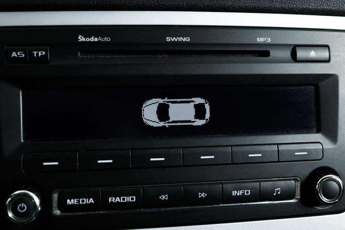 Купить Skoda Octavia, 2011, 211 010 км, фото №14