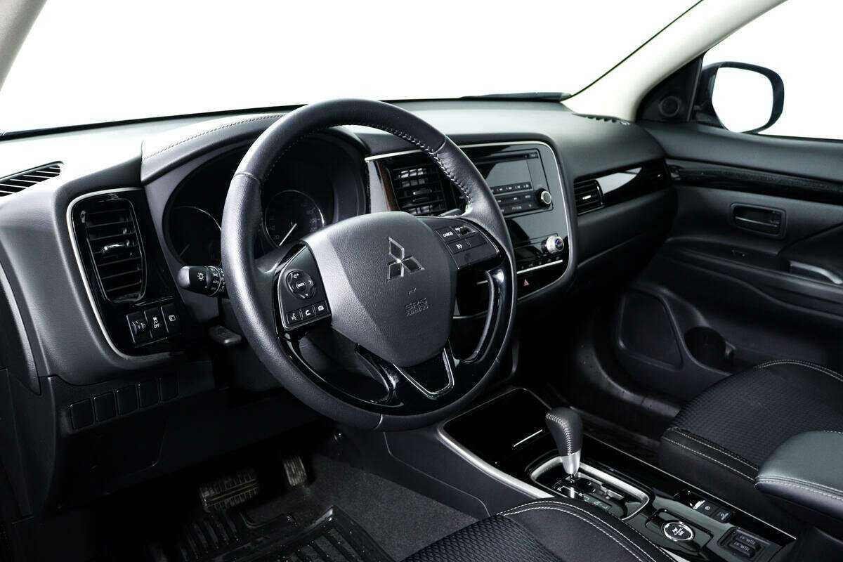 Купить Mitsubishi Outlander, 2020, 7 842 км, фото №13