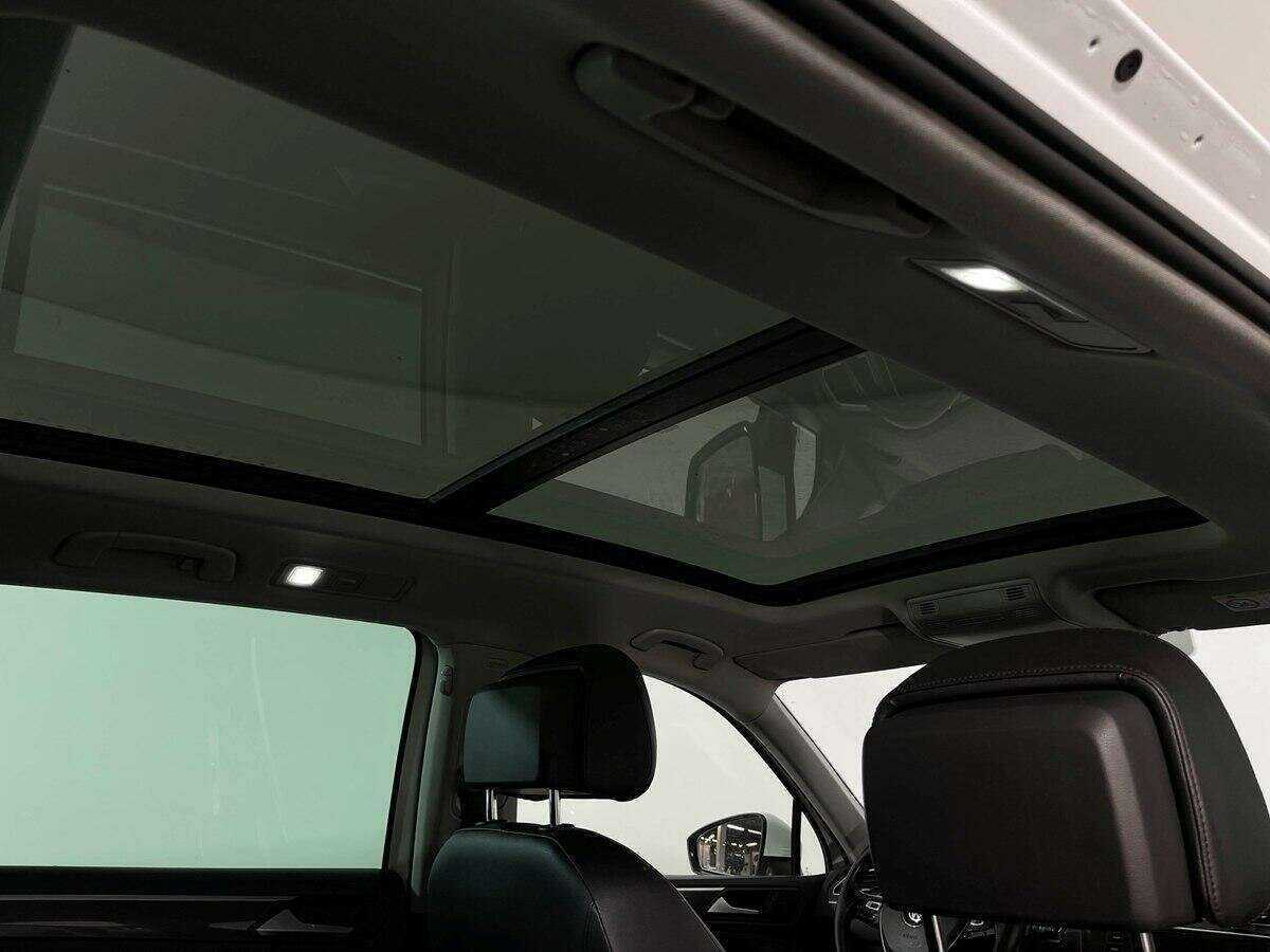 Купить Volkswagen Tiguan, 2018, 132 857 км, фото №13