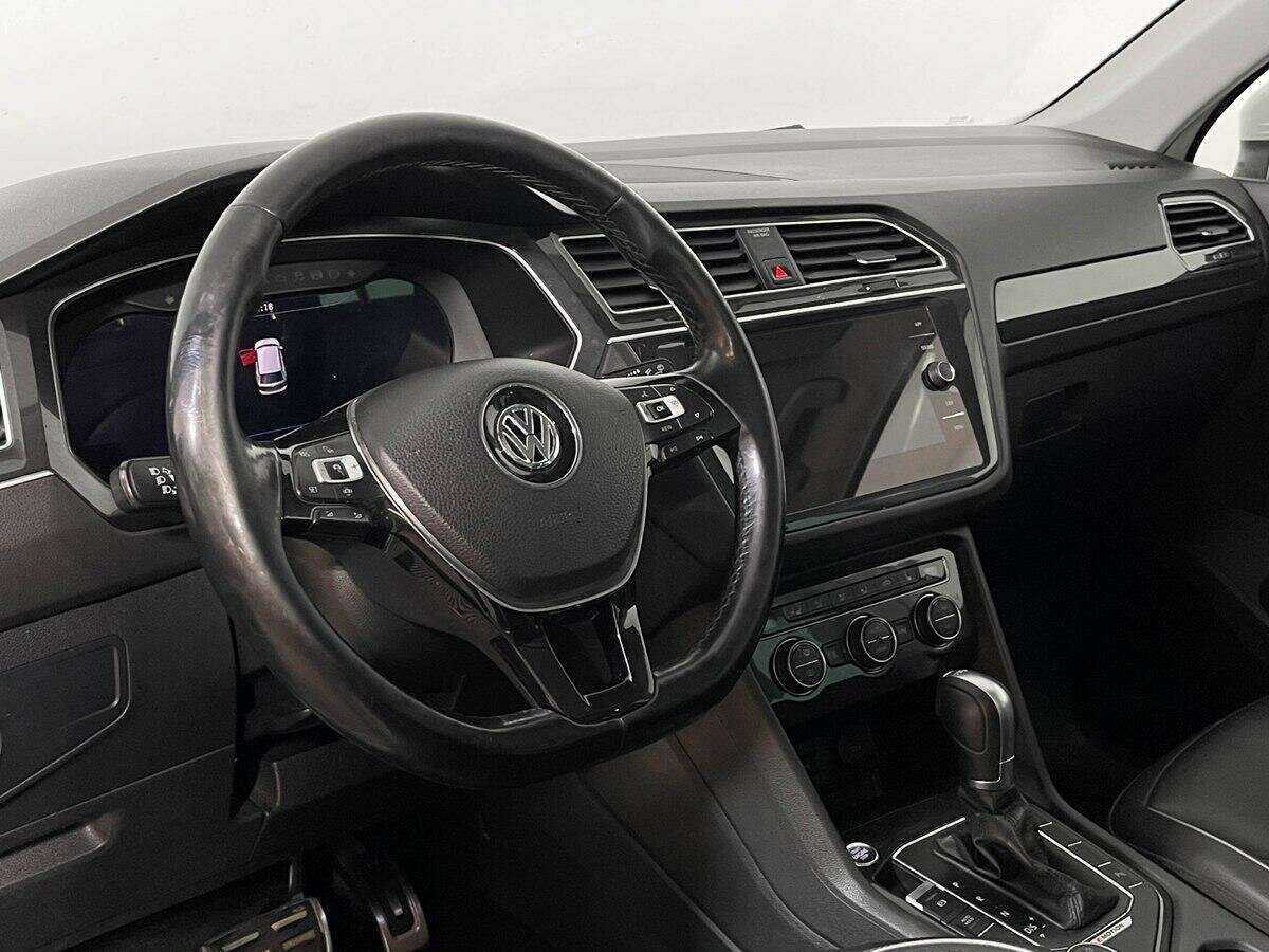 Купить Volkswagen Tiguan, 2018, 132 857 км, фото №15