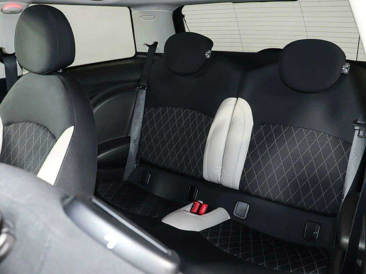 Купить Mini Hatch Cooper, 2012, 80 951 км, фото №14