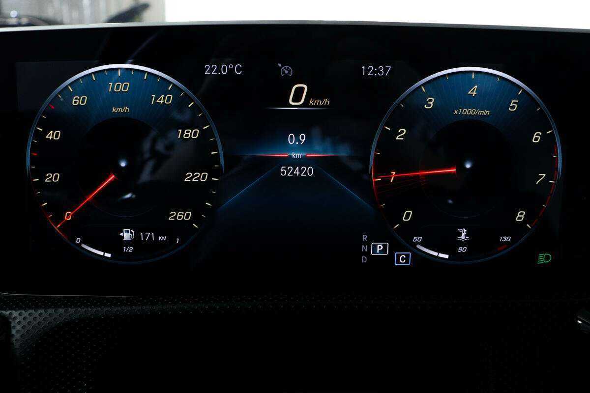 Купить Mercedes-Benz A-Класс 200, 2019, 53 200 км, фото №10