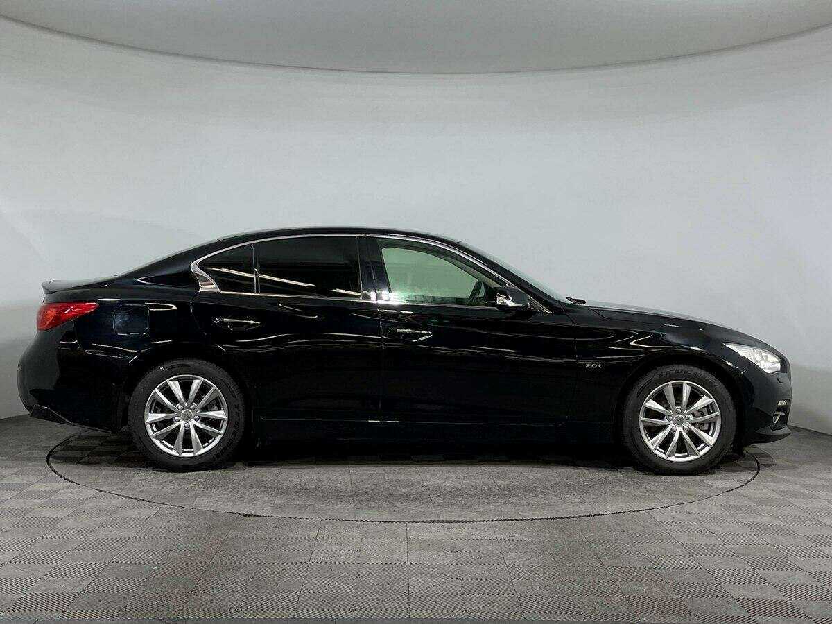 Купить Infiniti Q50, 2015, 131 000 км, фото №4