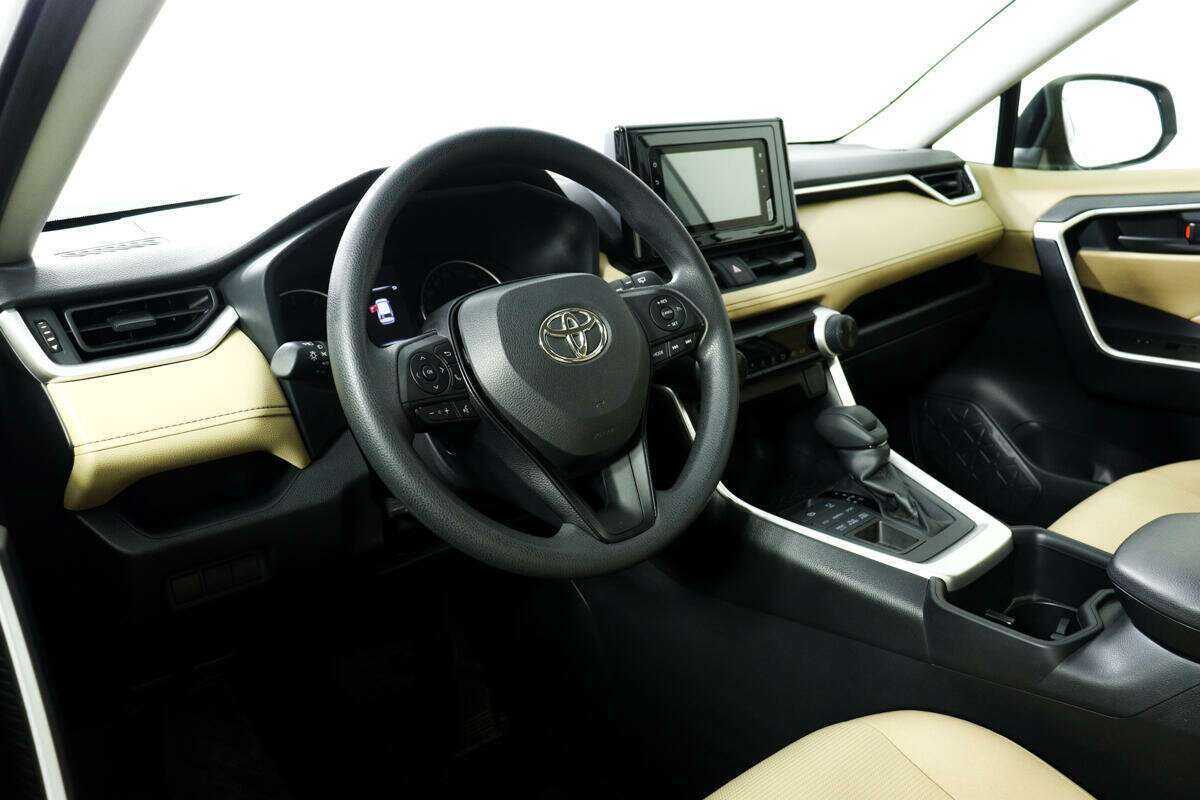 Купить Toyota RAV4, 2022, 2 987 км, фото №13