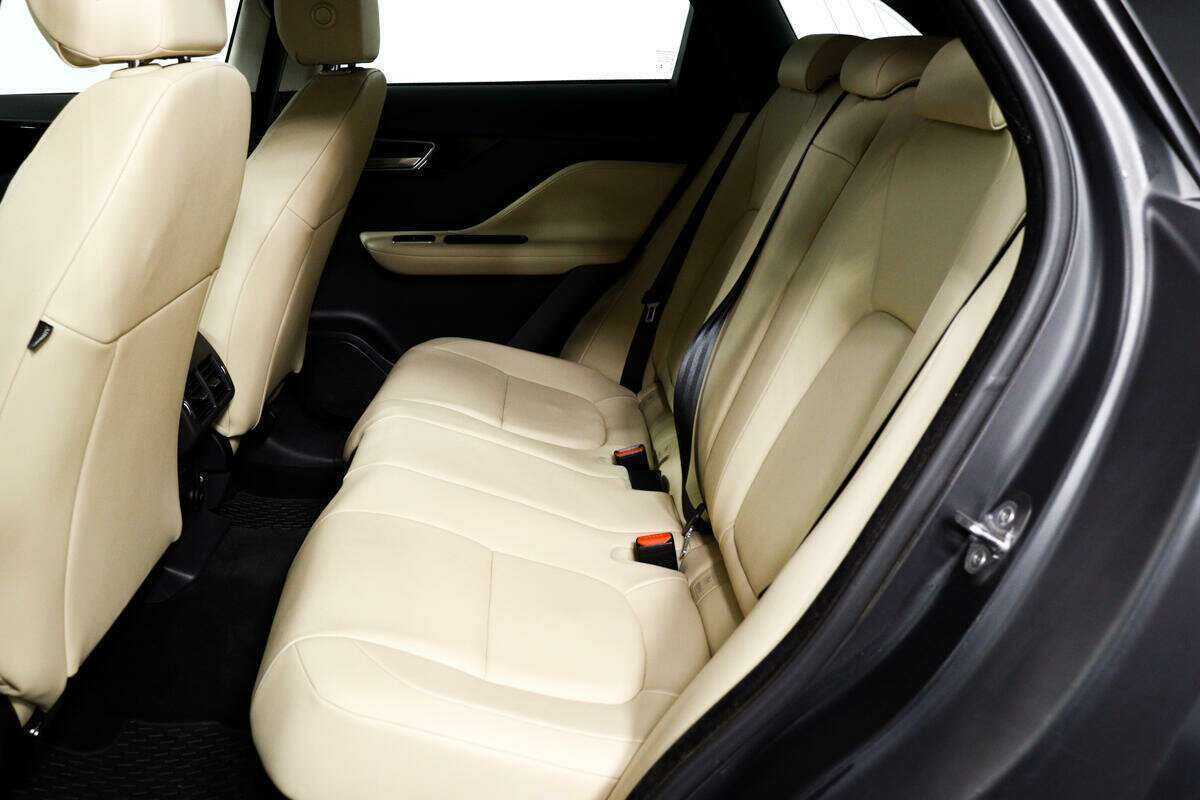 Купить Jaguar F-Pace, 2017, 136 721 км, фото №12