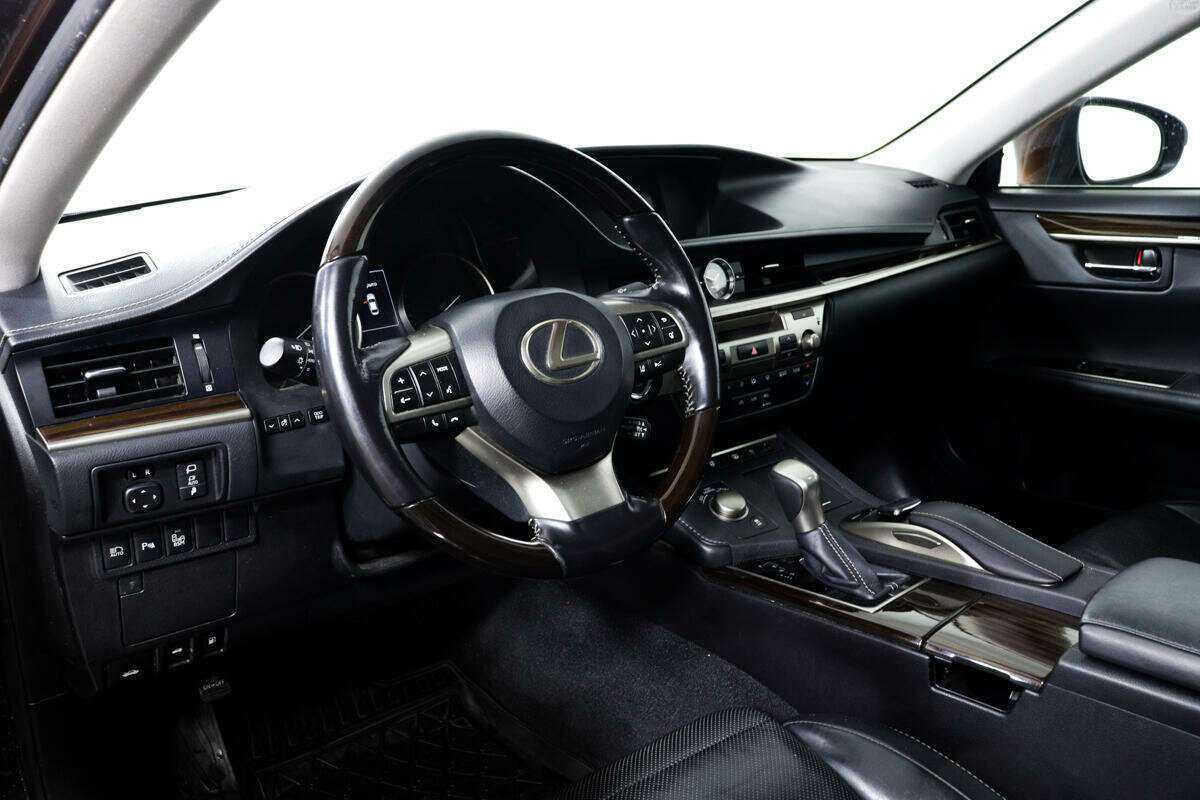 Купить Lexus ES 250, 2016, 88 639 км, фото №13