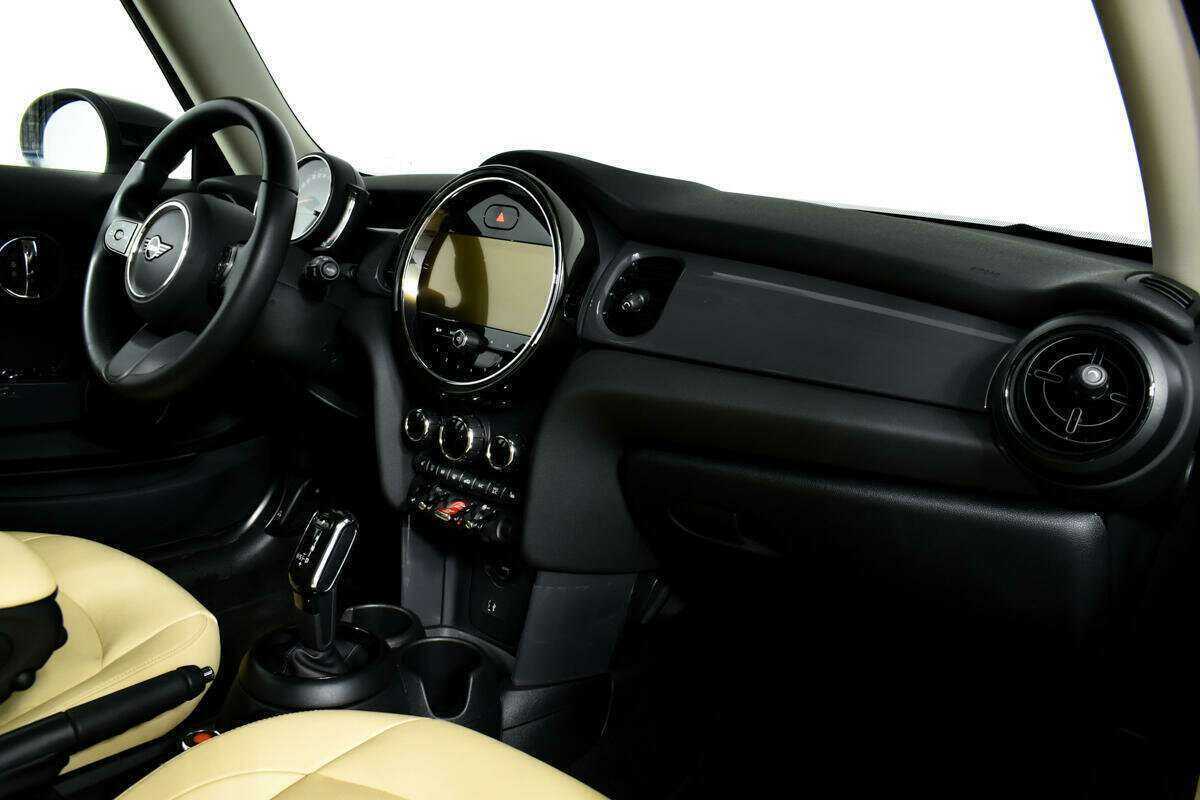 Купить Mini Hatch Cooper, 2021, 48 999 км, фото №9