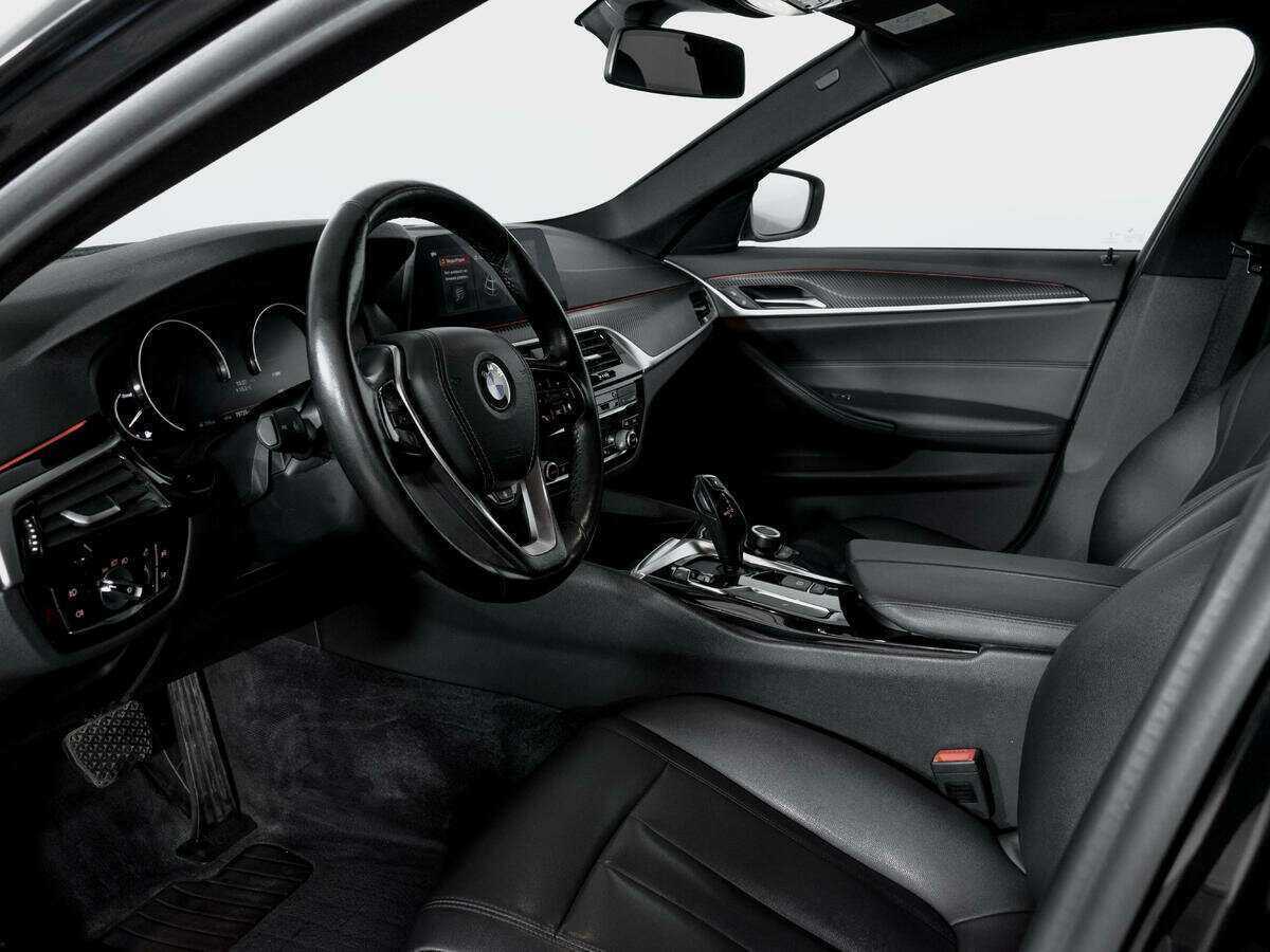 Купить BMW 5 серии 520d xDrive, 2019, 79 669 км, фото №15