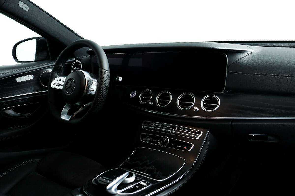Купить Mercedes-Benz E-Класс 220 d, 2019, 91 770 км, фото №9