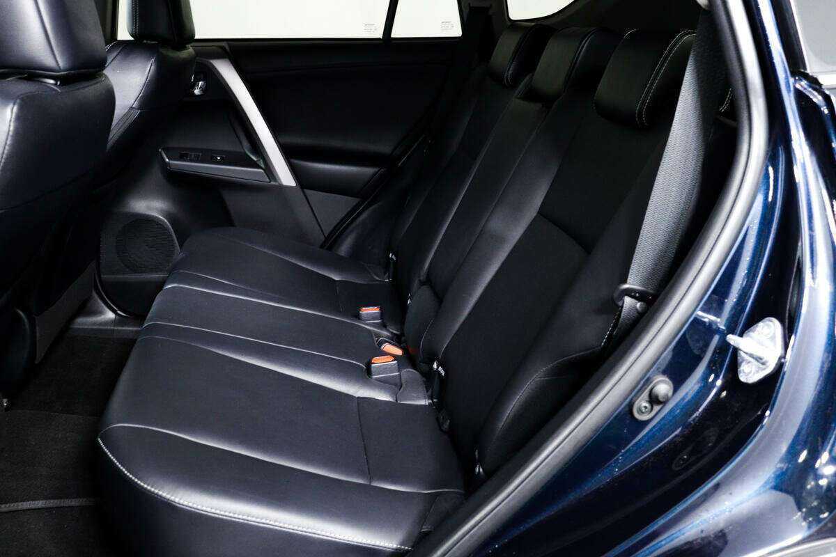 Купить Toyota RAV4, 2019, 98 700 км, фото №12