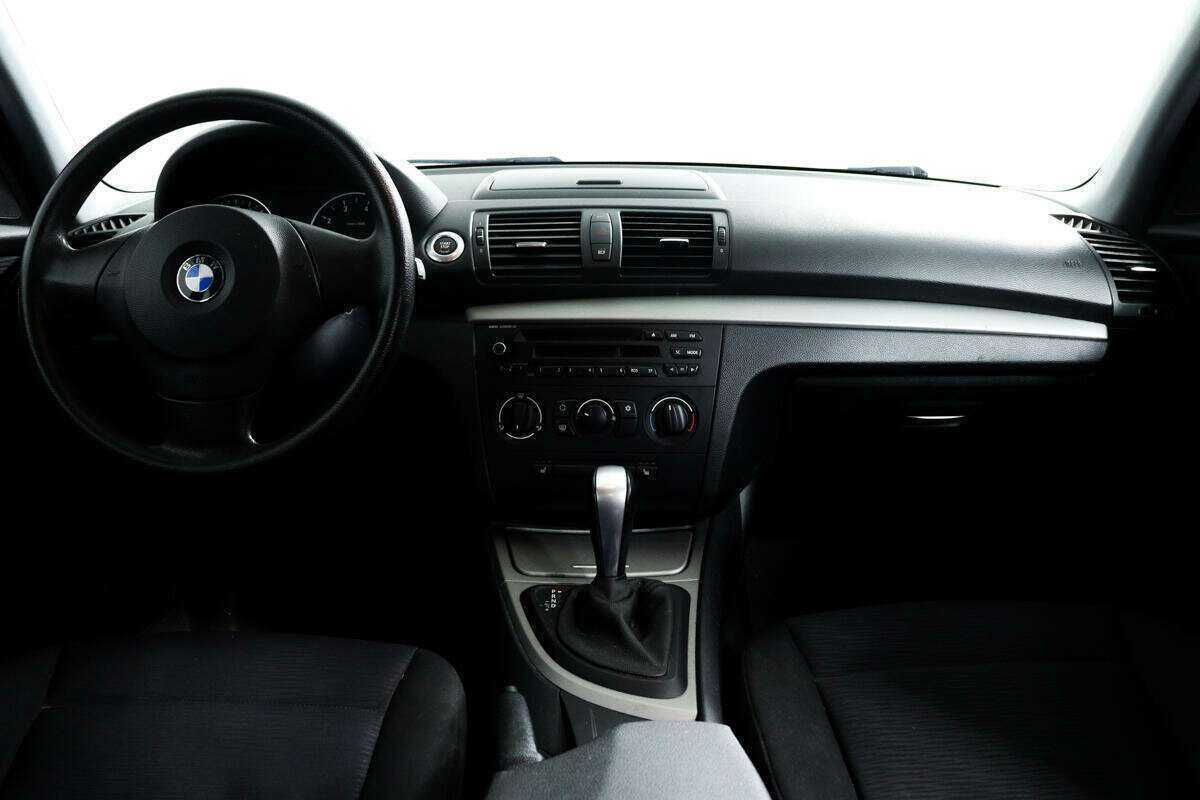 Купить BMW 1 серии 116i, 2010, 157 336 км, фото №11