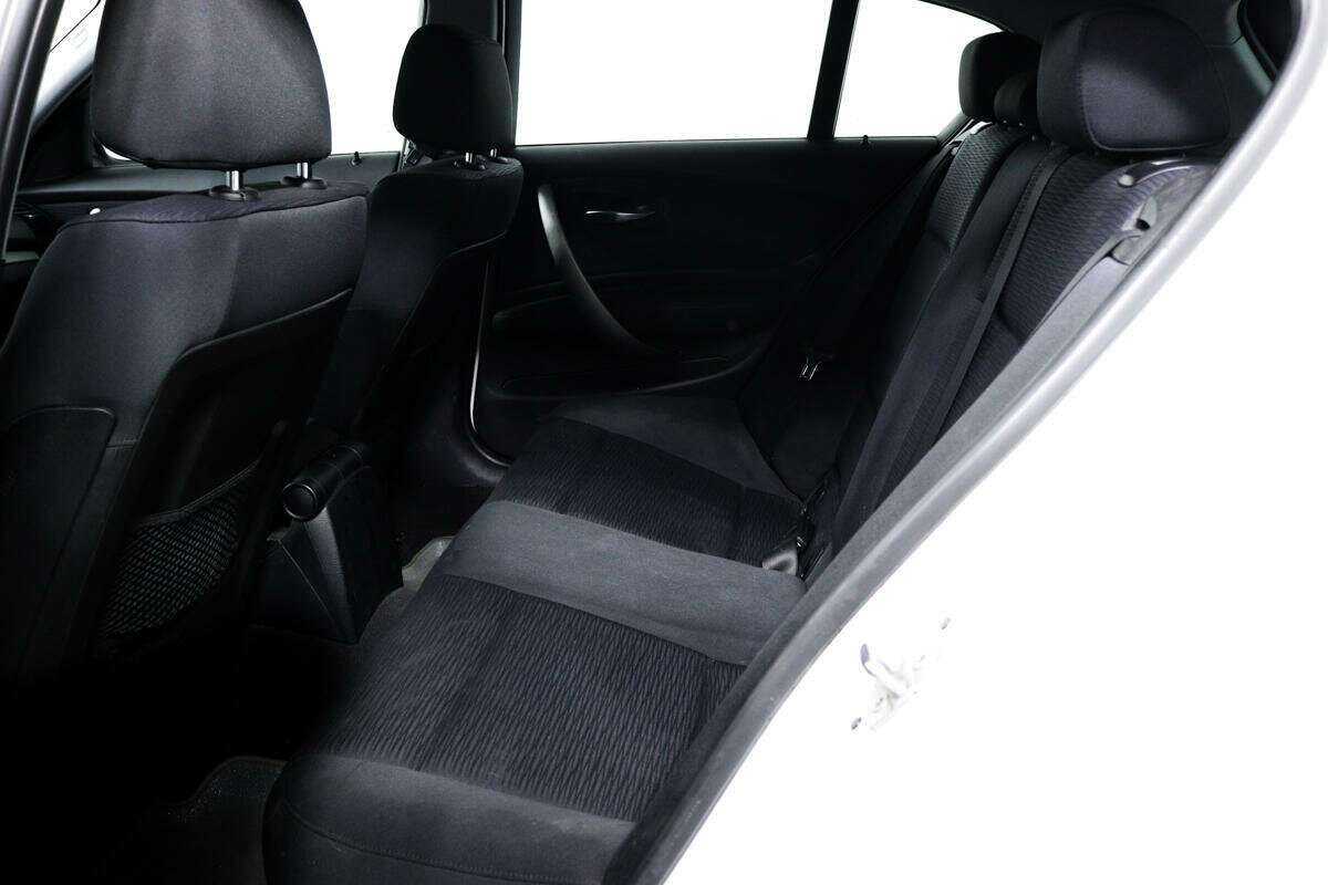 Купить BMW 1 серии 116i, 2010, 157 336 км, фото №12