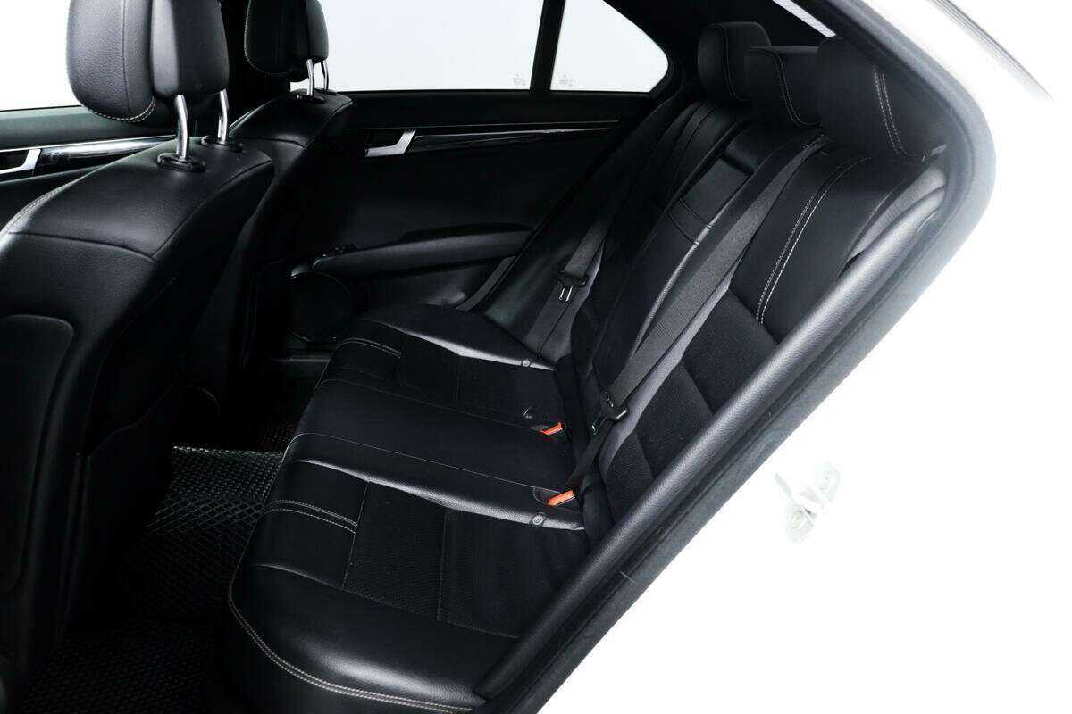 Купить Mercedes-Benz C-Класс 180 BlueEFFICIENCY, 2011, 130 800 км, фото №12