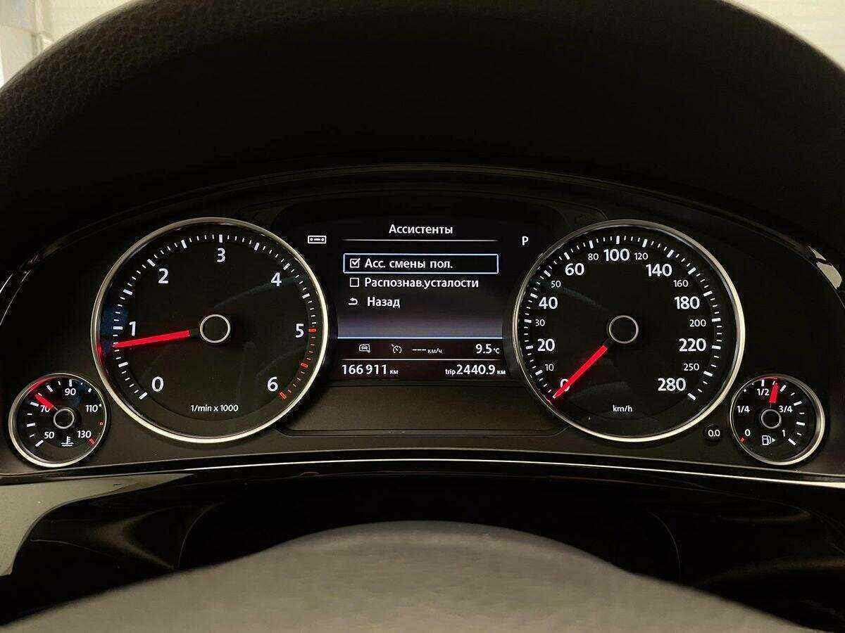 Купить Volkswagen Touareg, 2015, 166 892 км, фото №21