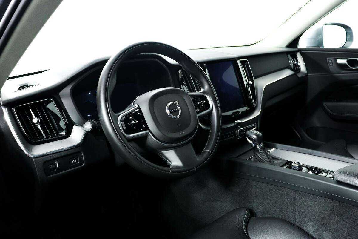 Купить Volvo XC60, 2018, 76 600 км, фото №13