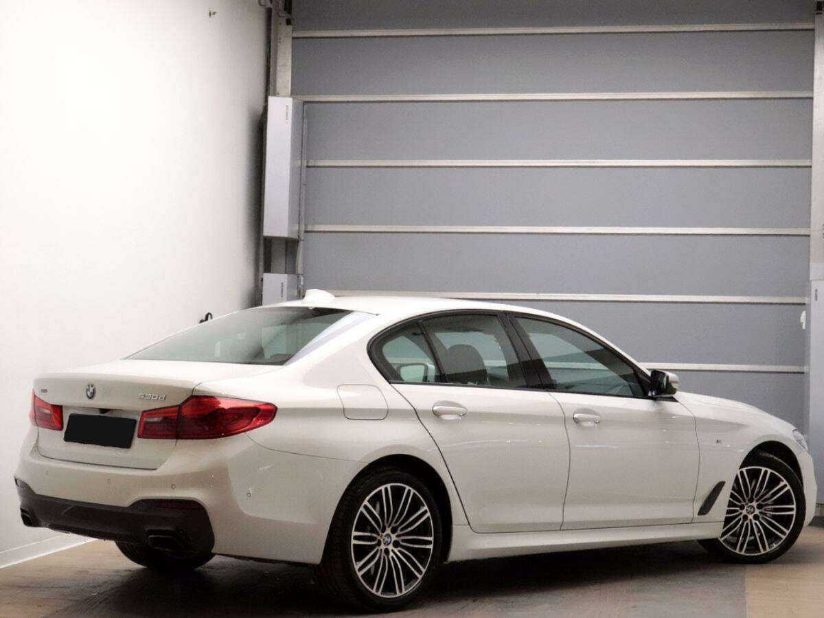Купить BMW 5 серии 530d xDrive, 2020, 60 583 км, фото №4