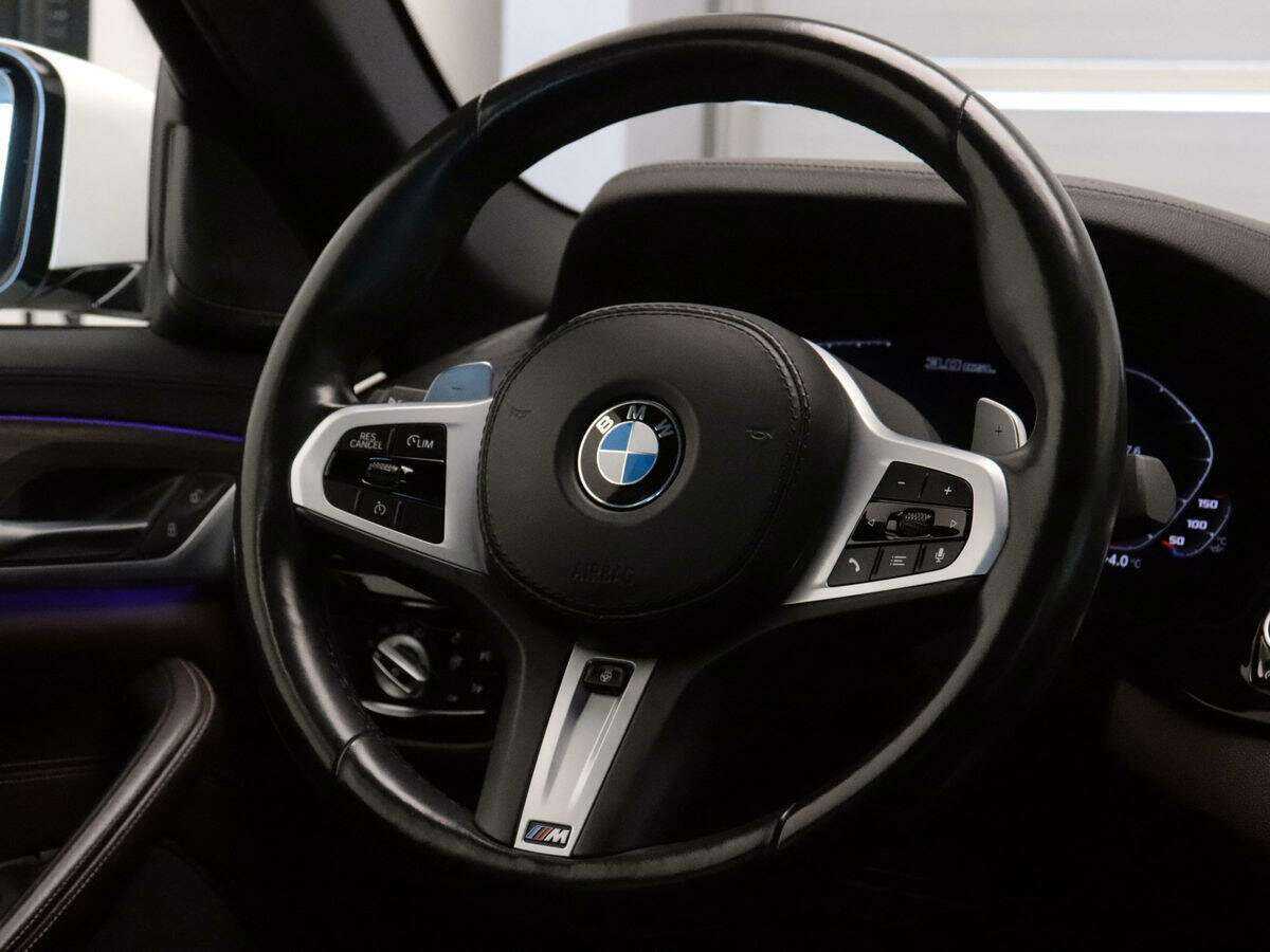 Купить BMW 5 серии 530d xDrive, 2020, 60 583 км, фото №11
