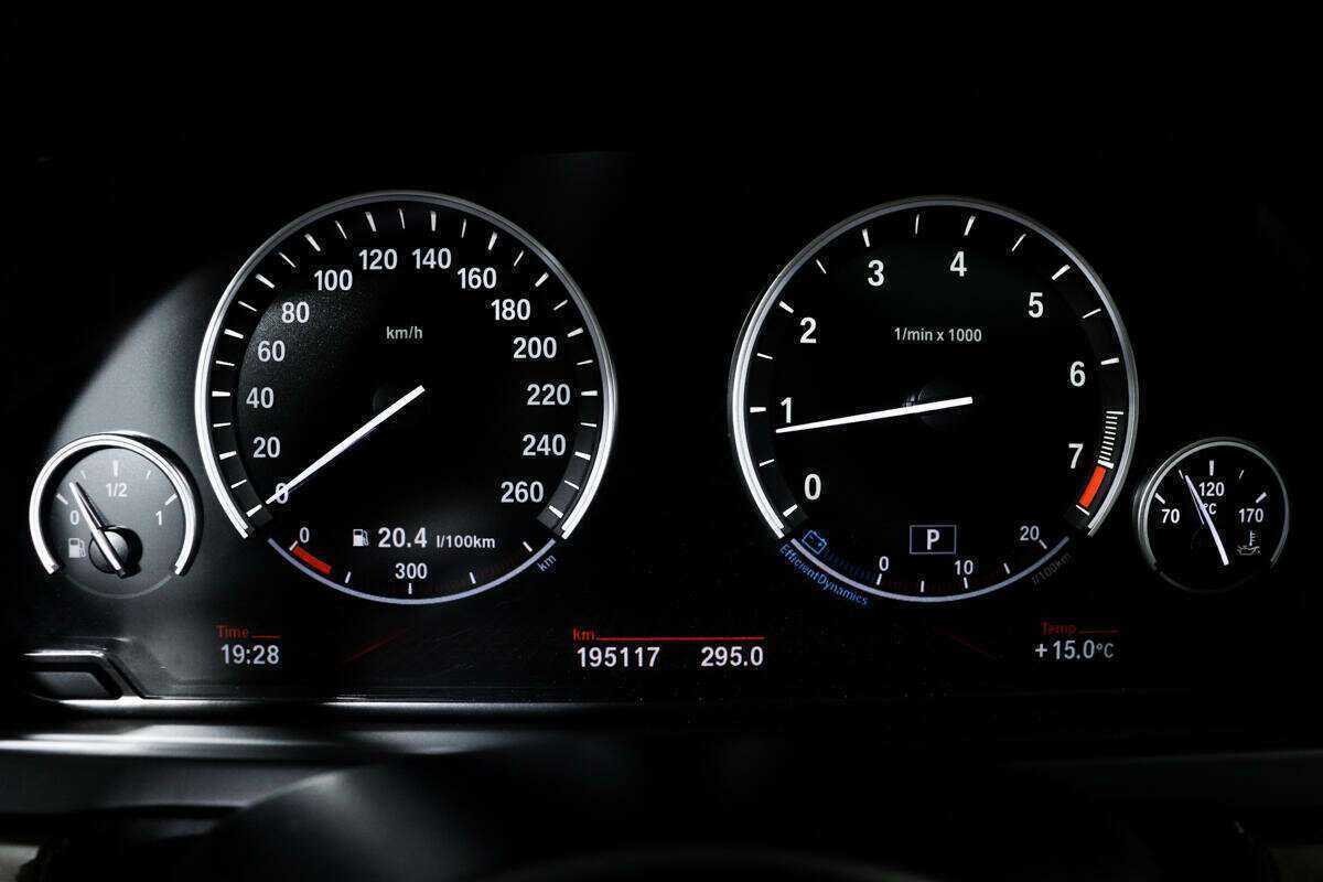 Купить BMW 7 серии 750i xDrive, 2011, 195 114 км, фото №9