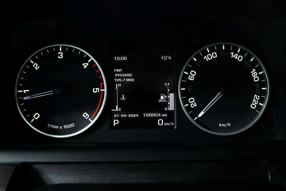 Купить Land Rover Discovery, 2014, 188 776 км, фото №10