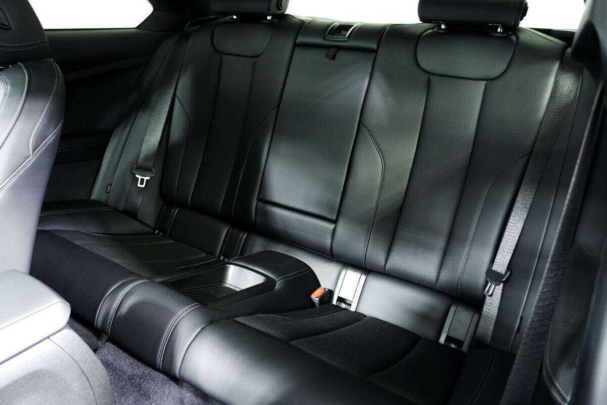 Купить BMW 2 серии 230i, 2023, 9 528 км, фото №11