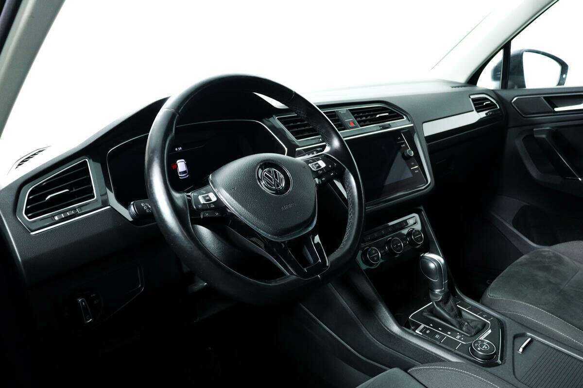 Купить Volkswagen Tiguan, 2018, 91 888 км, фото №13