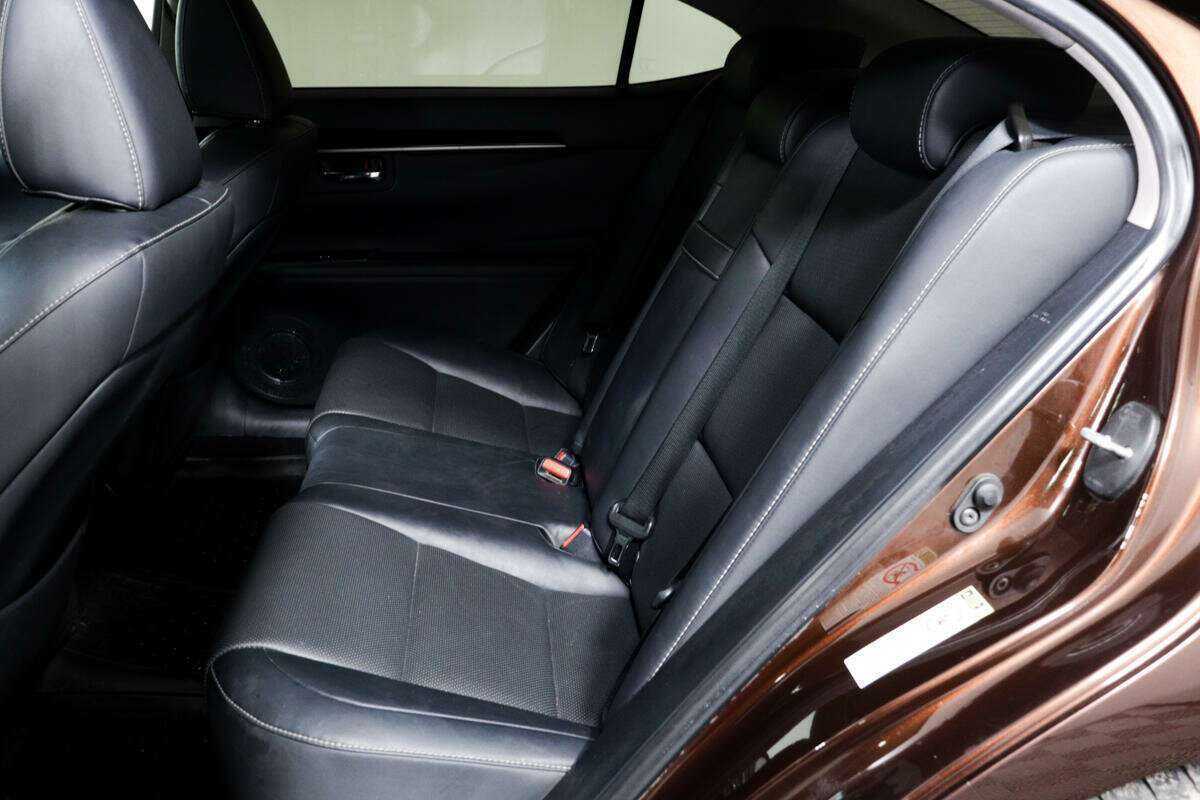 Купить Lexus ES 200, 2016, 109 001 км, фото №12