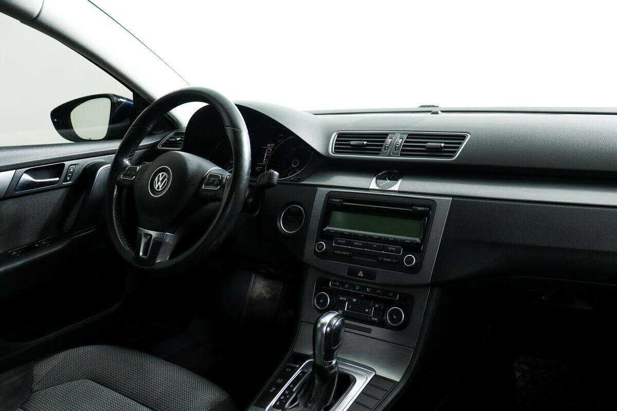 Купить Volkswagen Passat, 2011, 160 554 км, фото №9