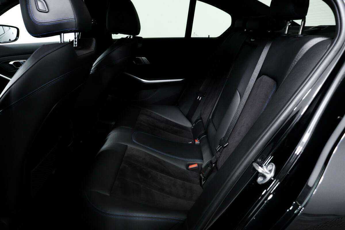 Купить BMW 3 серии 320i xDrive, 2022, 30 676 км, фото №12