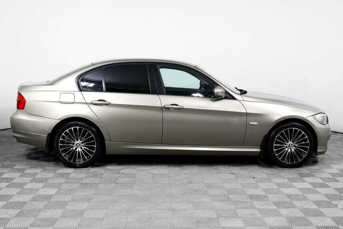 Купить BMW 3 серии 320i, 2010, 262 734 км, фото №4