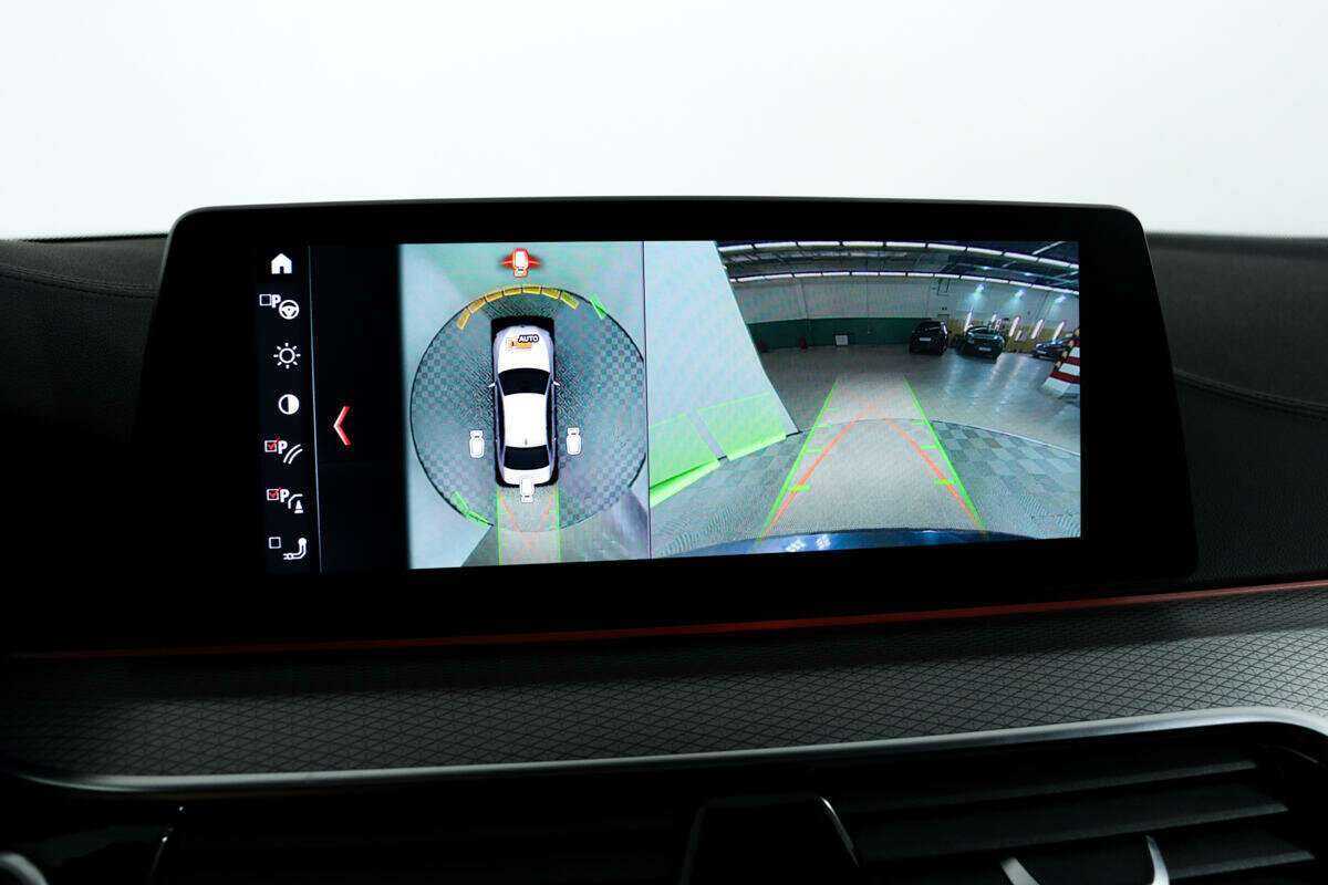 Купить BMW 5 серии 520d xDrive, 2019, 59 515 км, фото №16