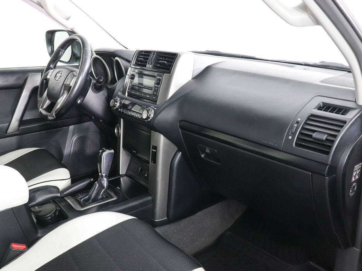 Купить Toyota Land Cruiser Prado, 2013, 221 140 км, фото №9