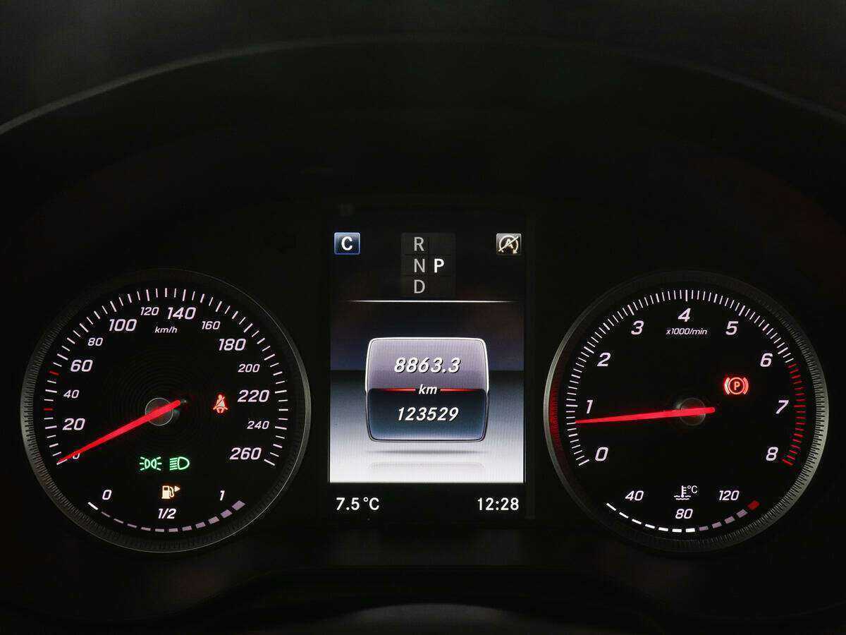 Купить Mercedes-Benz GLC Coupe 300, 2017, 123 200 км, фото №11