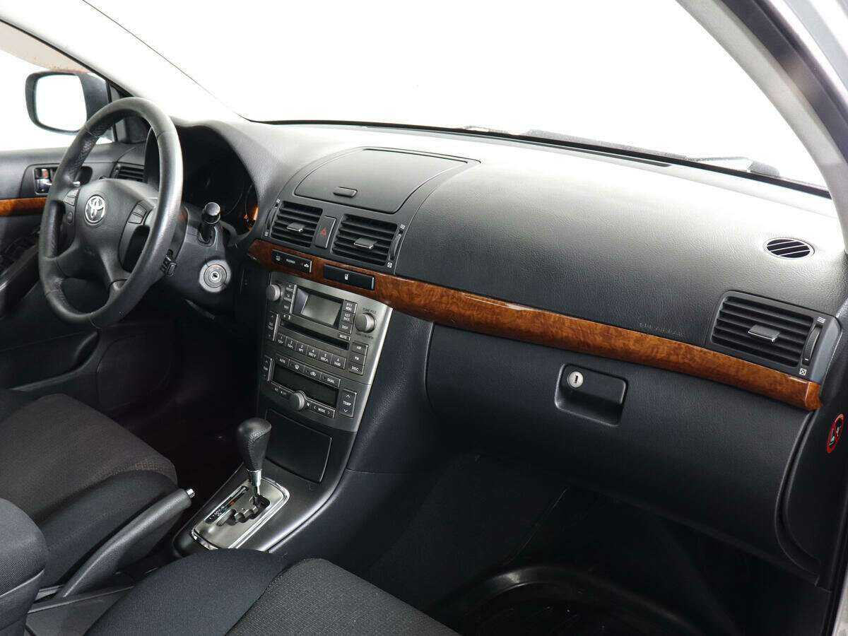 Купить Toyota Avensis, 2006, 252 101 км, фото №6