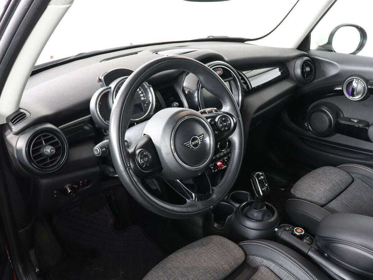 Купить Mini Hatch Cooper, 2019, 43 643 км, фото №8