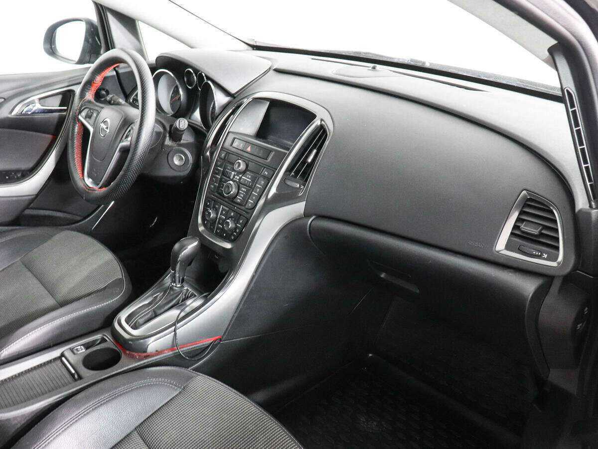 Купить Opel Astra, 2011, 162 500 км, фото №6