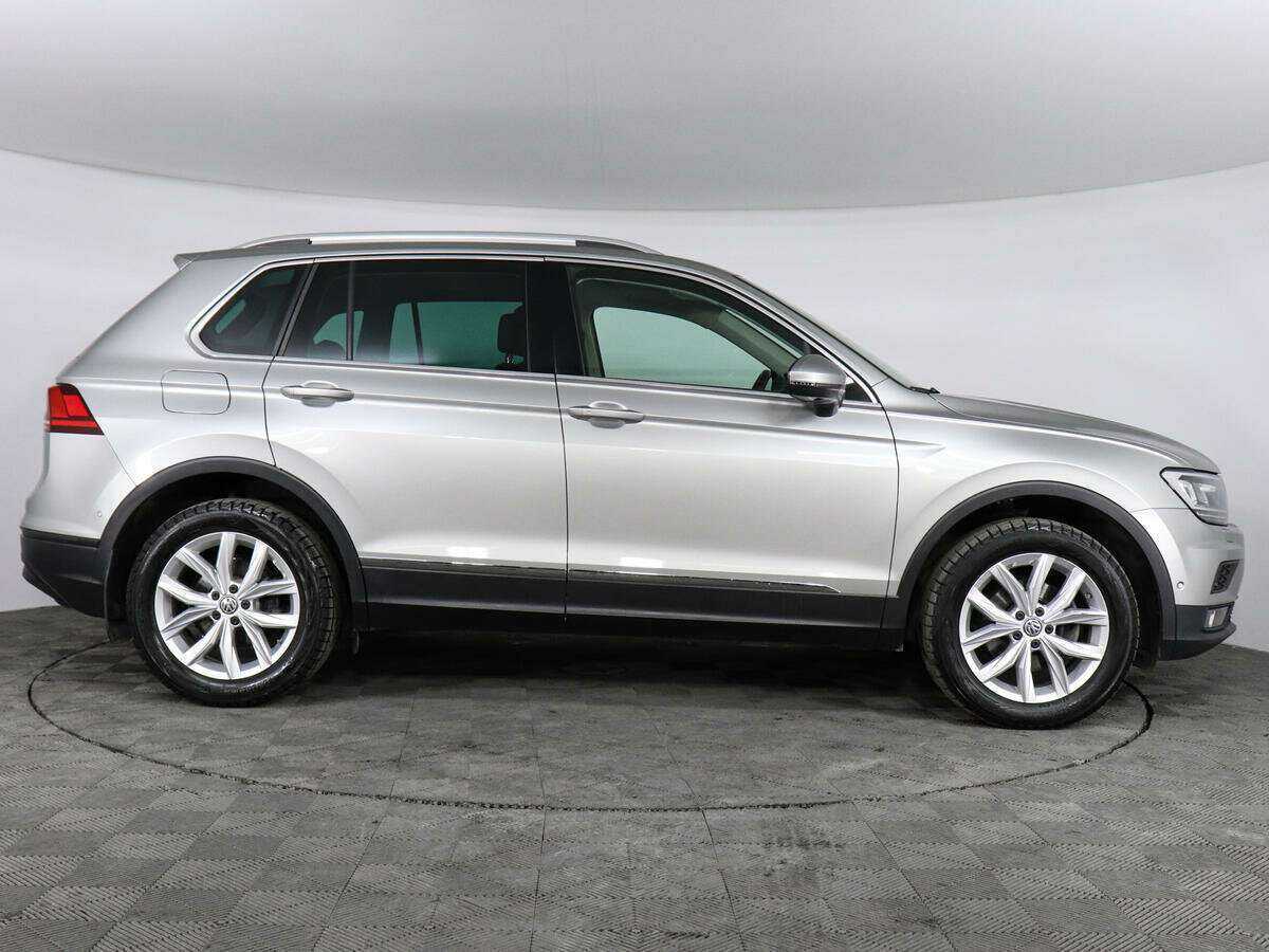 Купить Volkswagen Tiguan, 2020, 47 680 км, фото №4