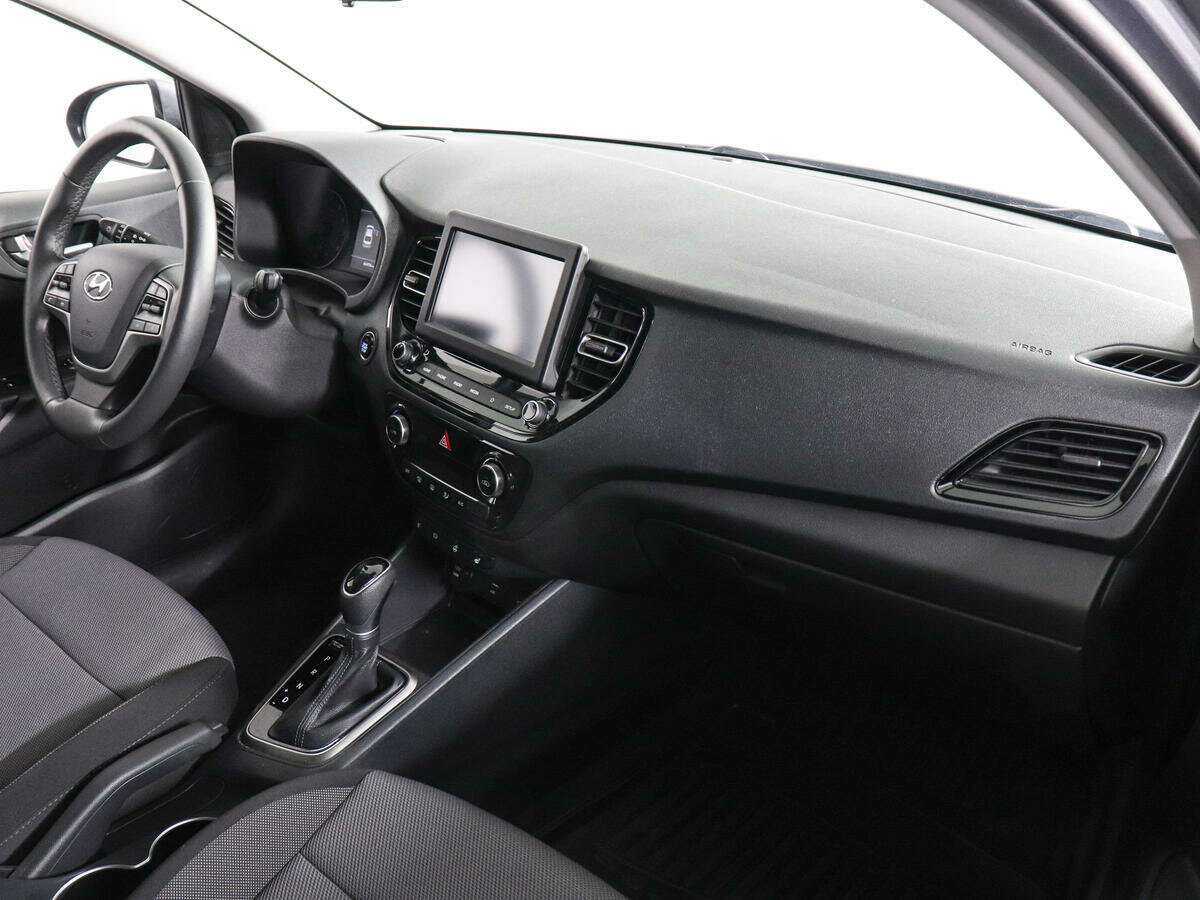 Купить Hyundai Solaris, 2020, 66 459 км, фото №6