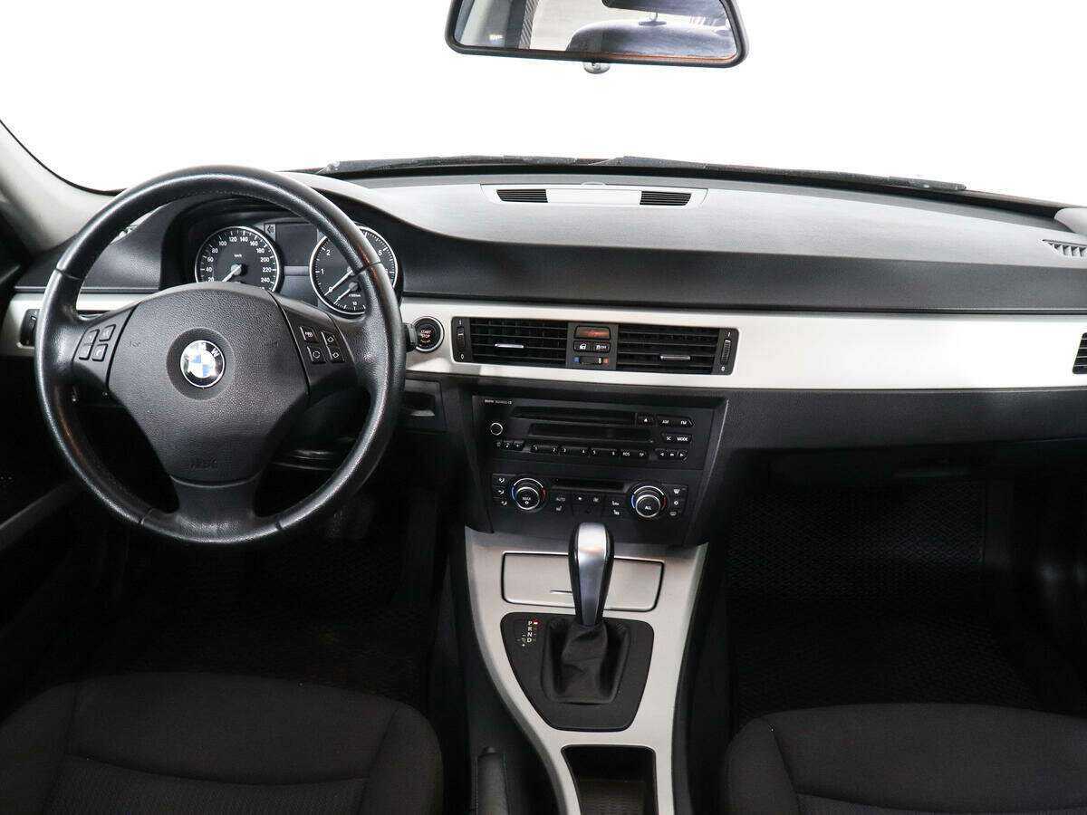 Купить BMW 3 серии 318i, 2011, 186 013 км, фото №5