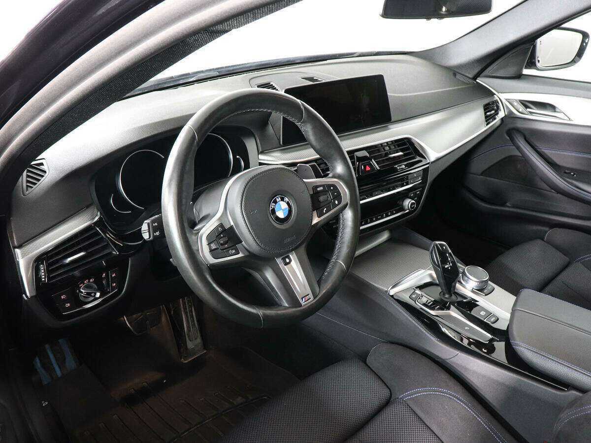 Купить BMW 5 серии 530i xDrive, 2018, 58 669 км, фото №8