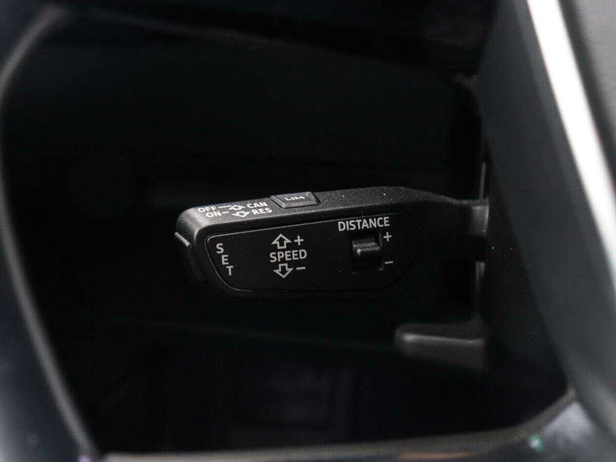 Купить Audi e-tron 55, 2020, 70 009 км, фото №14