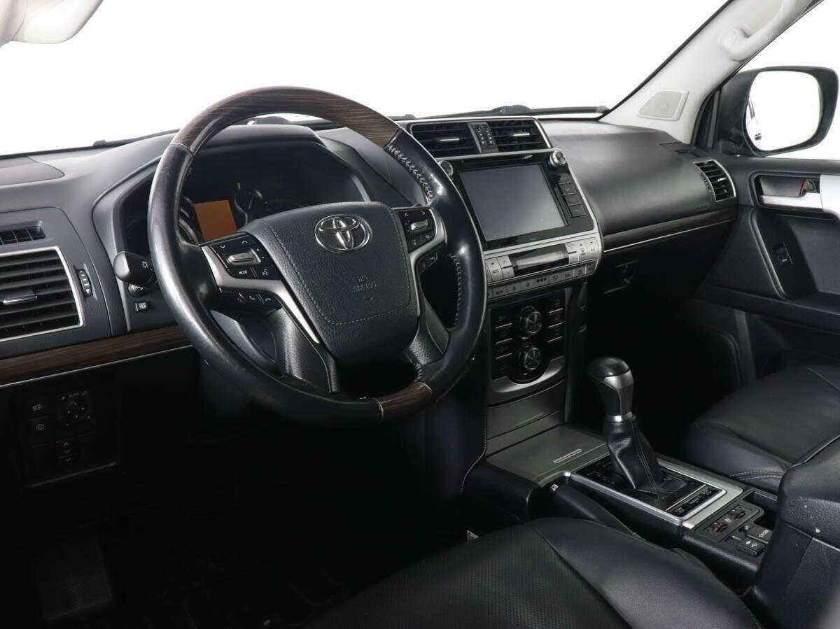 Купить Toyota Land Cruiser Prado, 2019, 71 000 км, фото №9